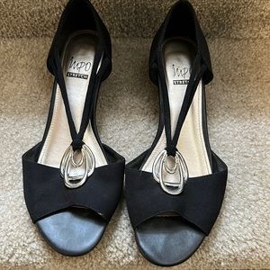 Black open toe flats